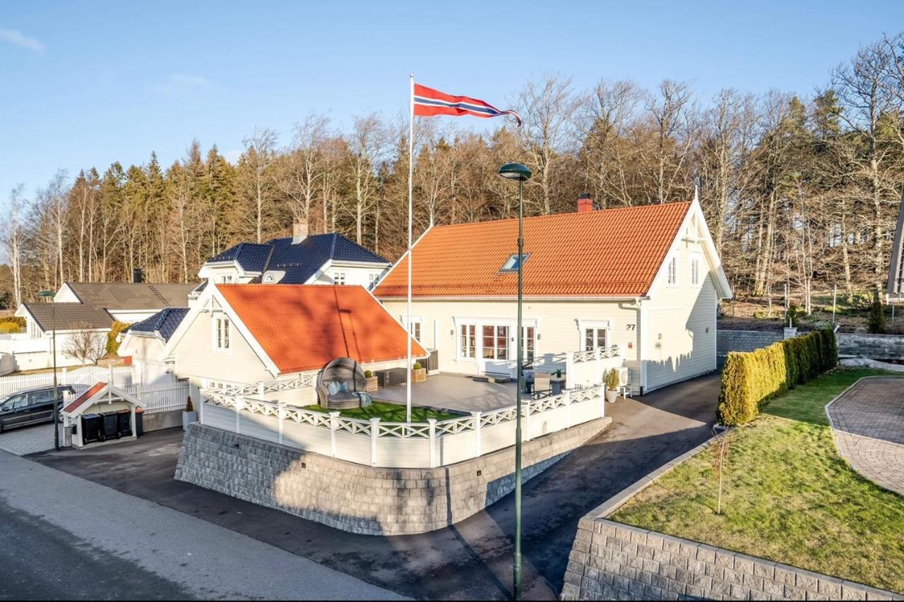 Modern, Small Appartment Larvik Kültér fotó